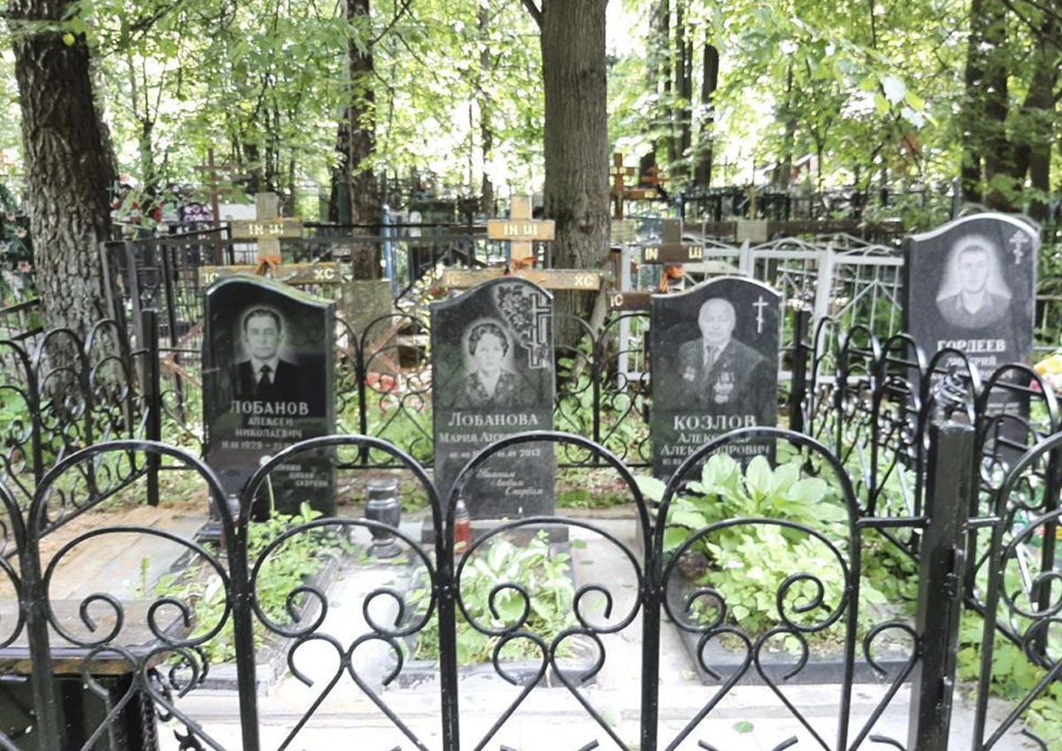 В Подмосковье рассказали, чем грозит самовольное погребение покойного на кладбище