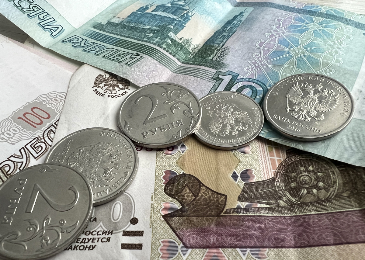 С 1 января 2026 МРОТ поднимут до 27 093 рублей