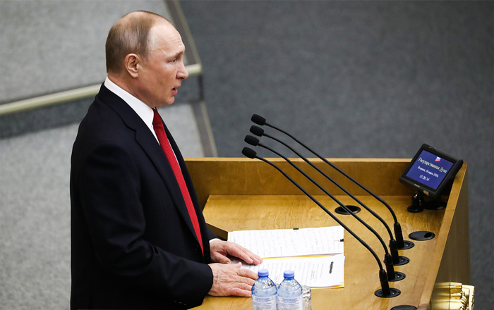 Путин приехал в Госдуму для обсуждения поправок в Конституцию