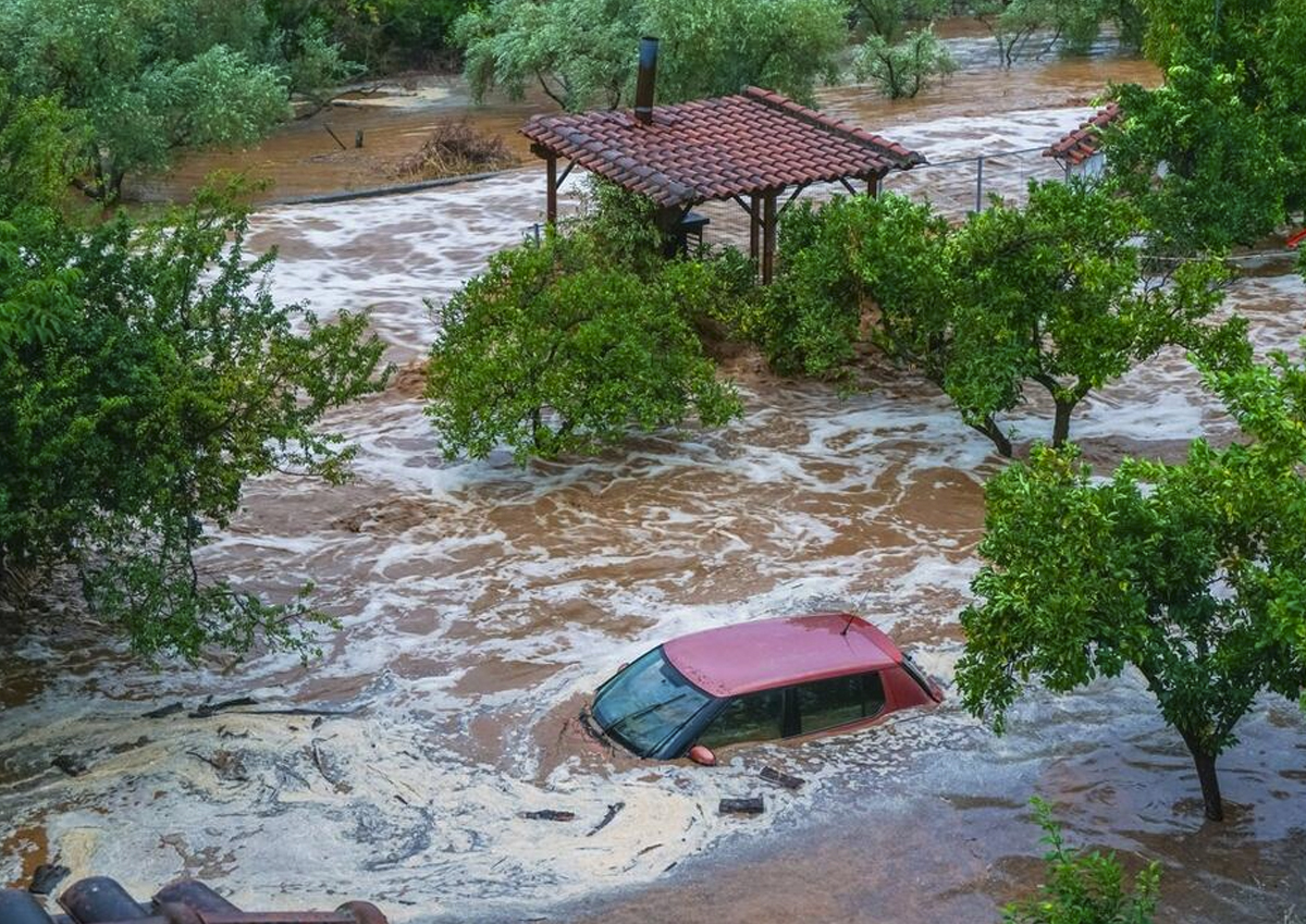 Эколог назвал причину рекордных наводнений в Греции
