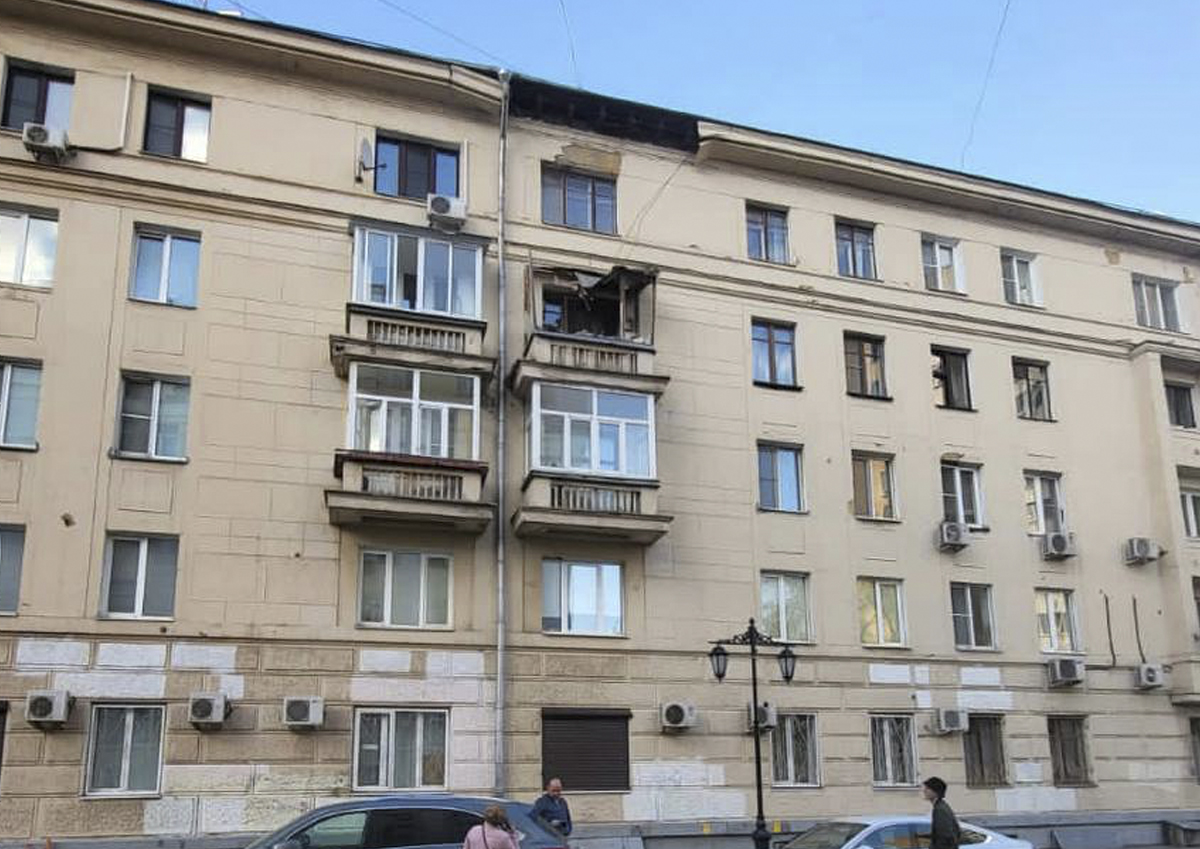 Прокуратура начала проверку после обрушения облицовки фасада жилого дома в Замоскворечье