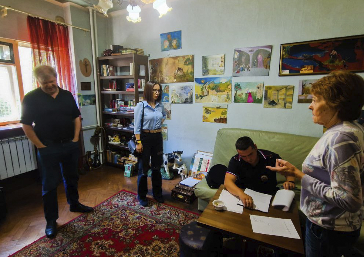 Москвичка пожаловалась на незаконное вторжение в общежитие на Красноказарменной