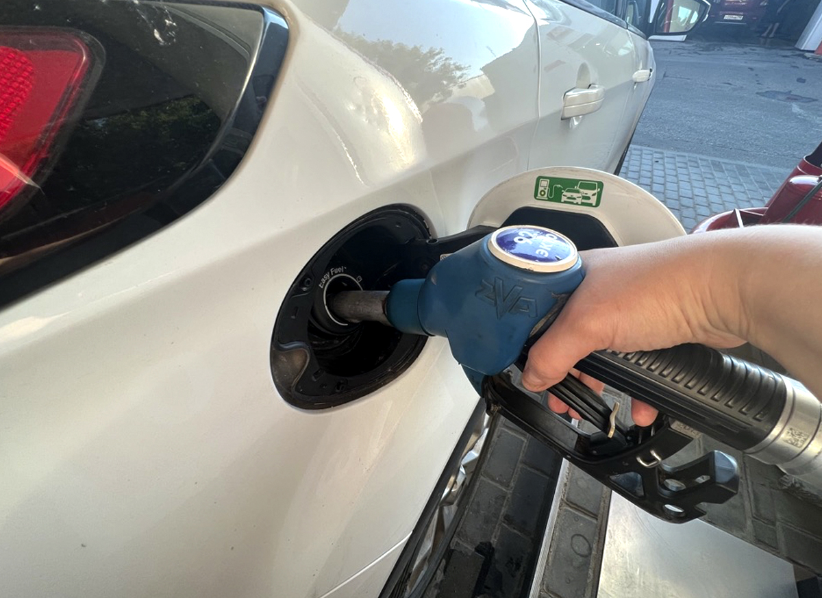 Логистическая загвоздка: вырастут ли в России цены на бензин из-за санкций
