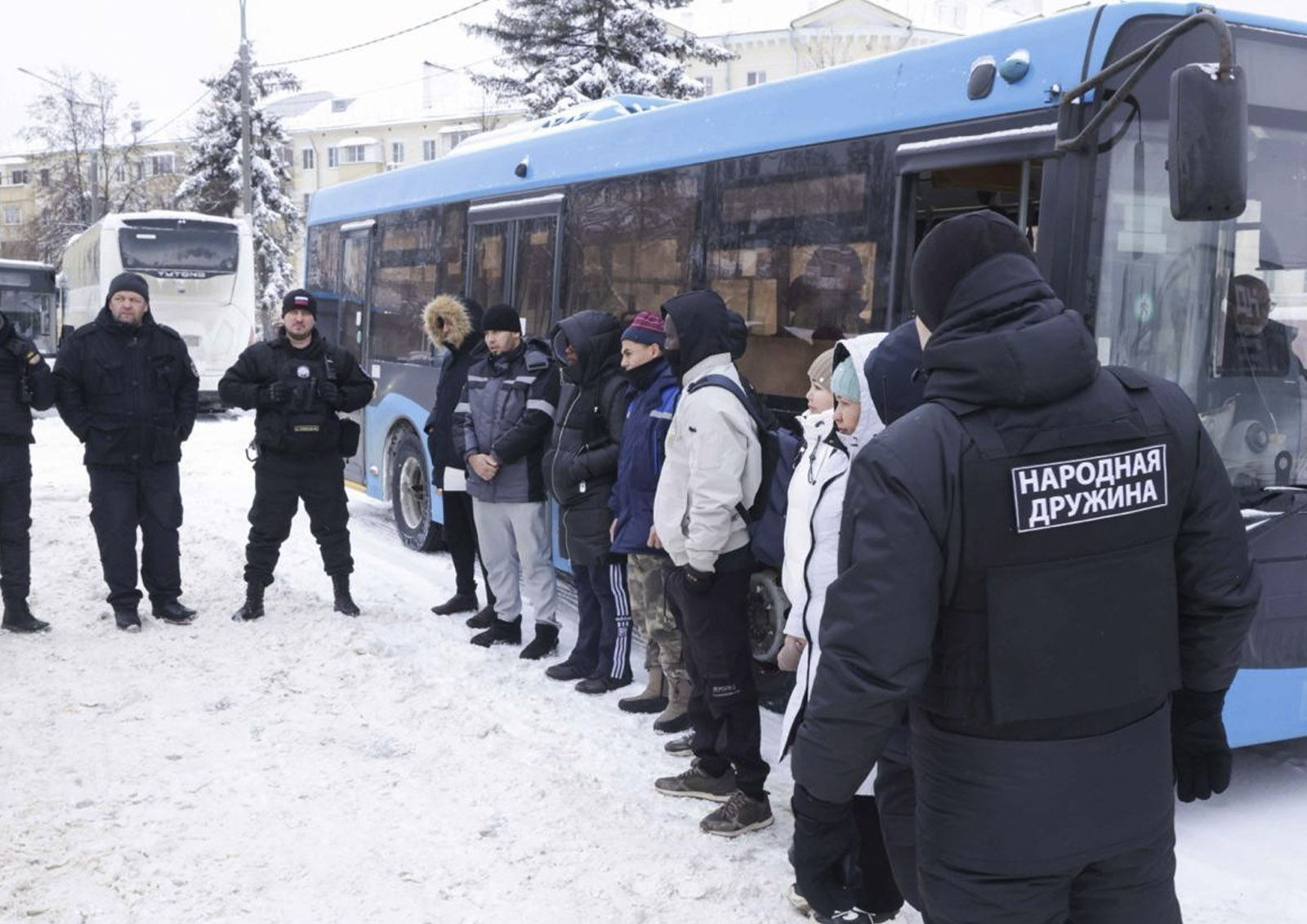 Более 340 иностранных граждан проверили в Подмосковье