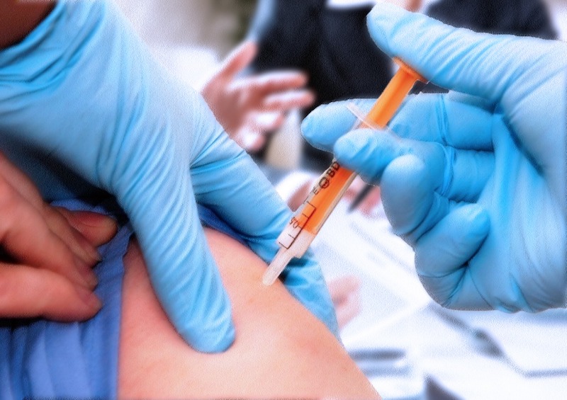Московские власти допустили к вакцинации от COVID-19 новые категории граждан