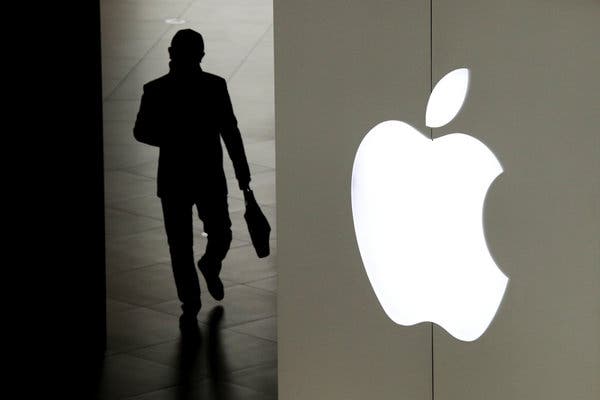 Apple обвинили в прослушивании разговоров своих абонентов