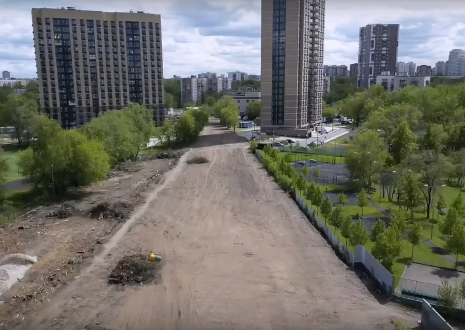 Зоны для воркаута и Аллея славы появятся на Окской улице в Москве