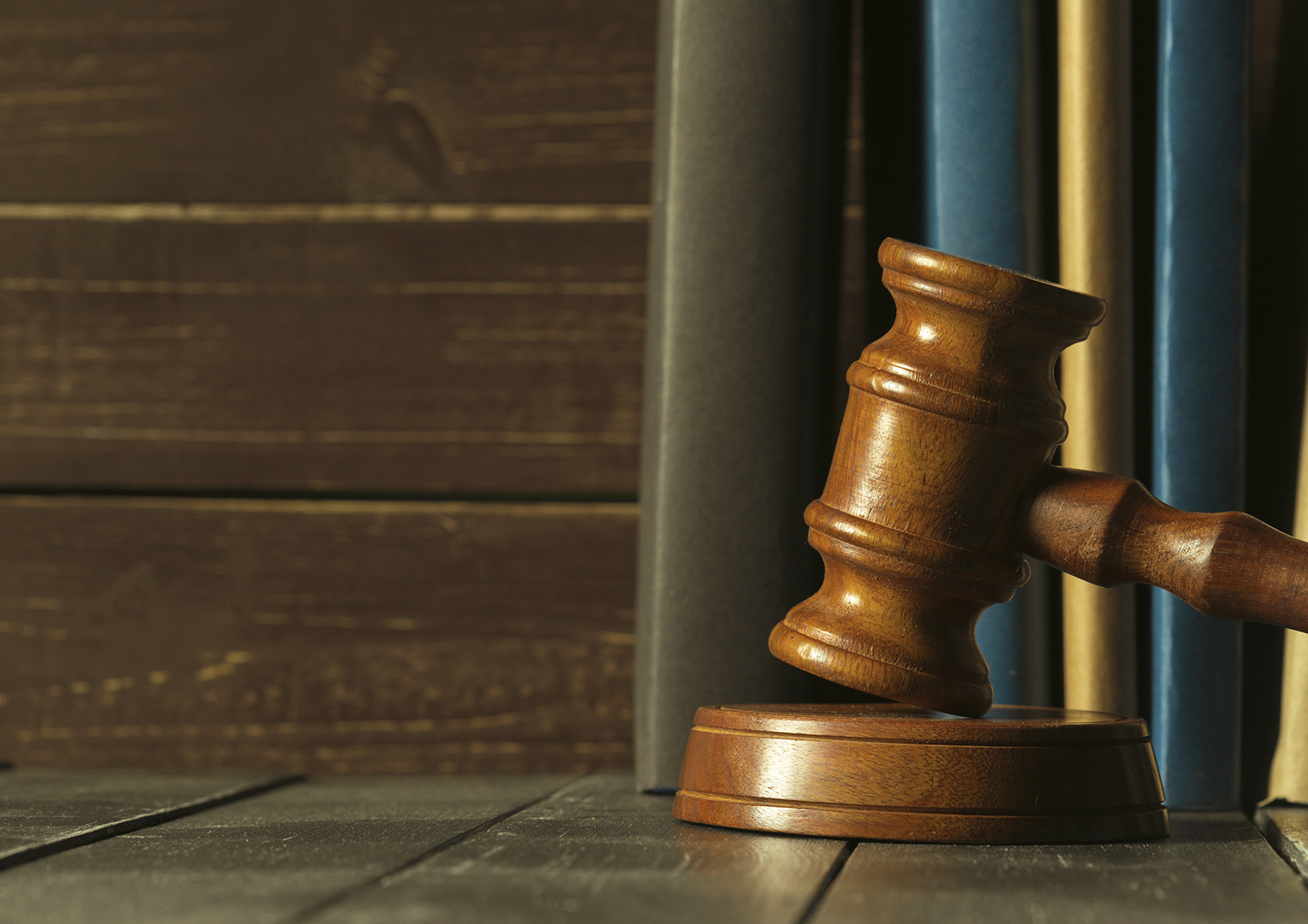 165 тыс. рублей заплатит батутный центр за падение ребенка в поролоновой яме