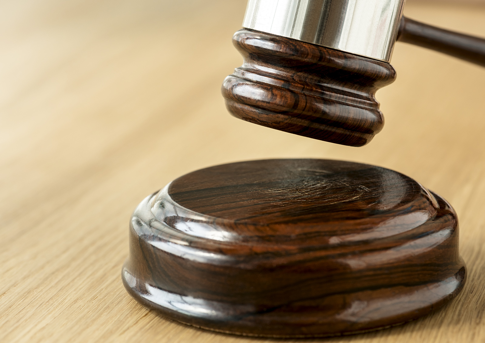 В Кургане вынесли решение по делу стрелявшего из страйкбольного автомата учителя