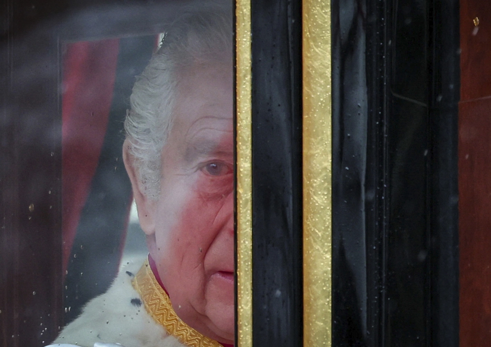 Британская монархия переживает кризис популярности?