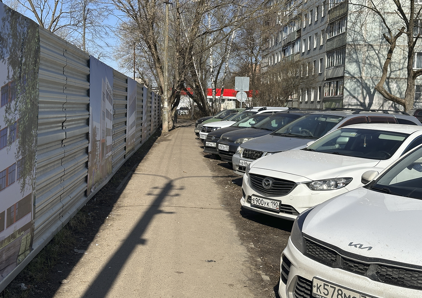 Почему россияне не спешат покупать машины на маркетплейсах